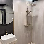 Luxury With Parking Just Steps From The In The Heart Of Burgas! Apartament *