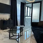 Luxury With Parking Just Steps From The In The Heart Of Burgas! Apartament Burgas City