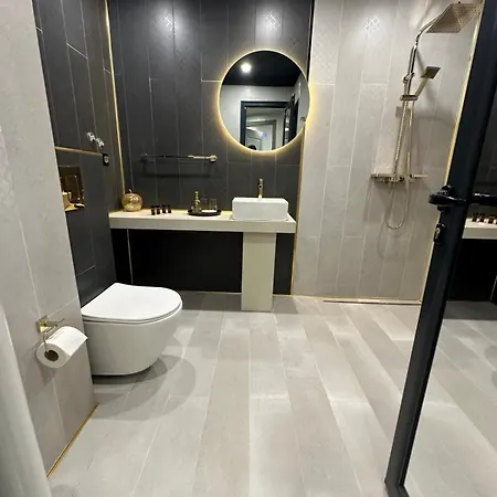 Apartament Luxury With Parking Just Steps From The In The Heart Of Burgas!